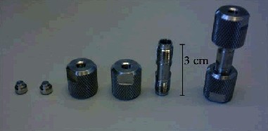 Figur 5.2 Foto af de anvendte minikolonner af rustfrit stål.