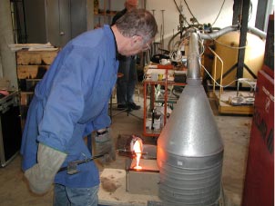 Figur 5.1.2: Støbning med højisoleret keramisk håndske, rumfang ca. 1,5 l metal
