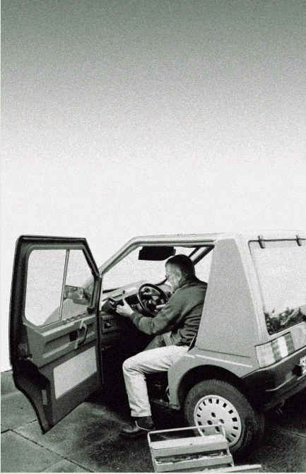 wpe17.jpg (29538 bytes)