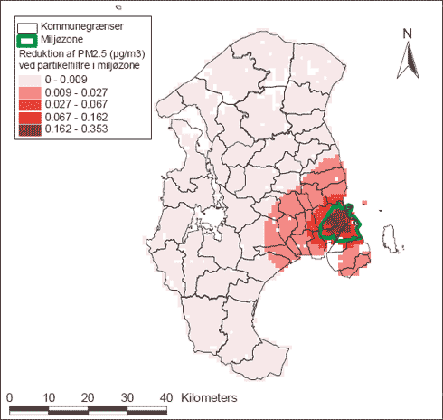 Figur 5-4 Reduktion i PM<sub>2.5</sub> (µg/m³) i 2003 som følge af partikelfiltre på tunge køretøjer i miljøzonen visualiseret på 1x1 km² gitternet i<br>