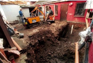 Jordoprensning i baggård