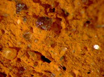 Figur G.2. Prøve A Hammershøj – glassand 975ºC Brudflade – Forstørrelse 24x