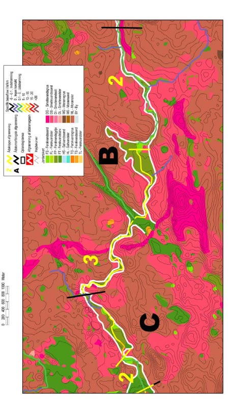 Figur 9.5. Detailjordartskort (1:25.000) over ådalsmorfologisk strækning B og C. Højdekurver er angivet med 2.5 m's ækvidistance. Hvide linier angiver afgrænsning af Ådalsmagasin. Vandløbets farve angiver specifik baseflow afstrømning. Gule tal og streger angiver afgrænsning af Ådalstyper.