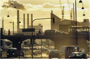 Biler i industriområde
