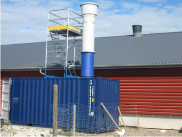 Figur 2. Farm Airclean fra SKOV A/S – kemisk renser i pilotapplikation ved fjerkræstald.