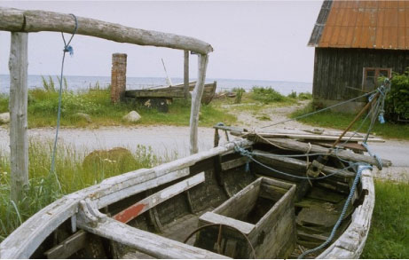 Plads hvor der tidligere har været tjæret fiskegarn. PÅ nogle af disse gamle tjærepladser er der ud ført oprydning efter værditabsordningen Foto: Region Syddanmark.